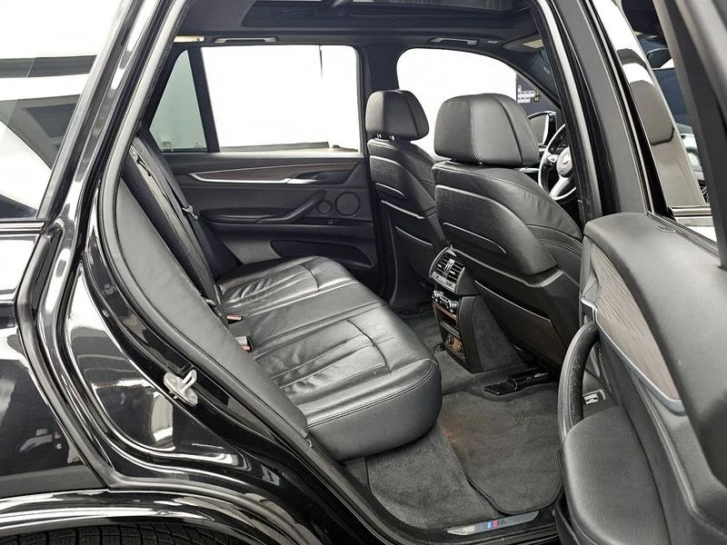 BMW X5 xDrive 40d Black&White Edition| 258к.с.| ВКЛ.ТЕХНО, снимка 12 - Автомобили и джипове - 55649798
