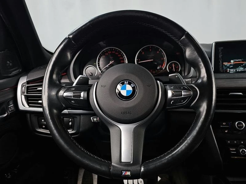 BMW X5 xDrive 40d Black&White Edition| 258к.с.| ВКЛ.ТЕХНО, снимка 13 - Автомобили и джипове - 55649798