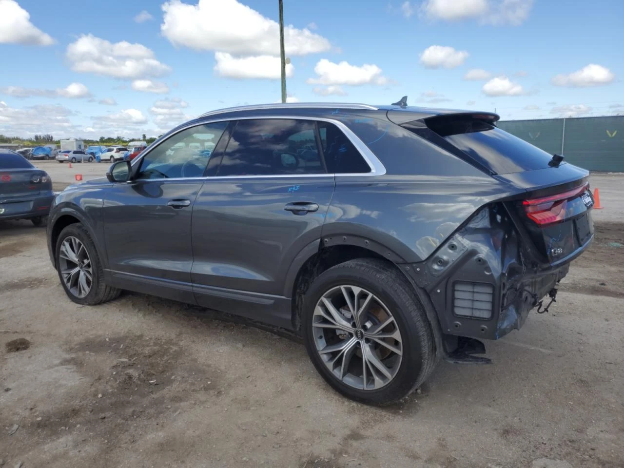 Audi Q8 Premium Plus* Matrix* B&O* 360* Дистроник* 8ZF*  - изображение 3