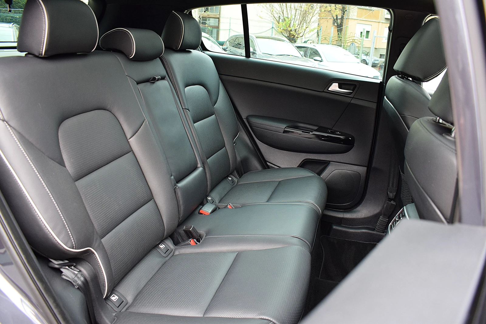 Kia Sportage  2.0/GT-line/4x4// | Mobile.bg   16