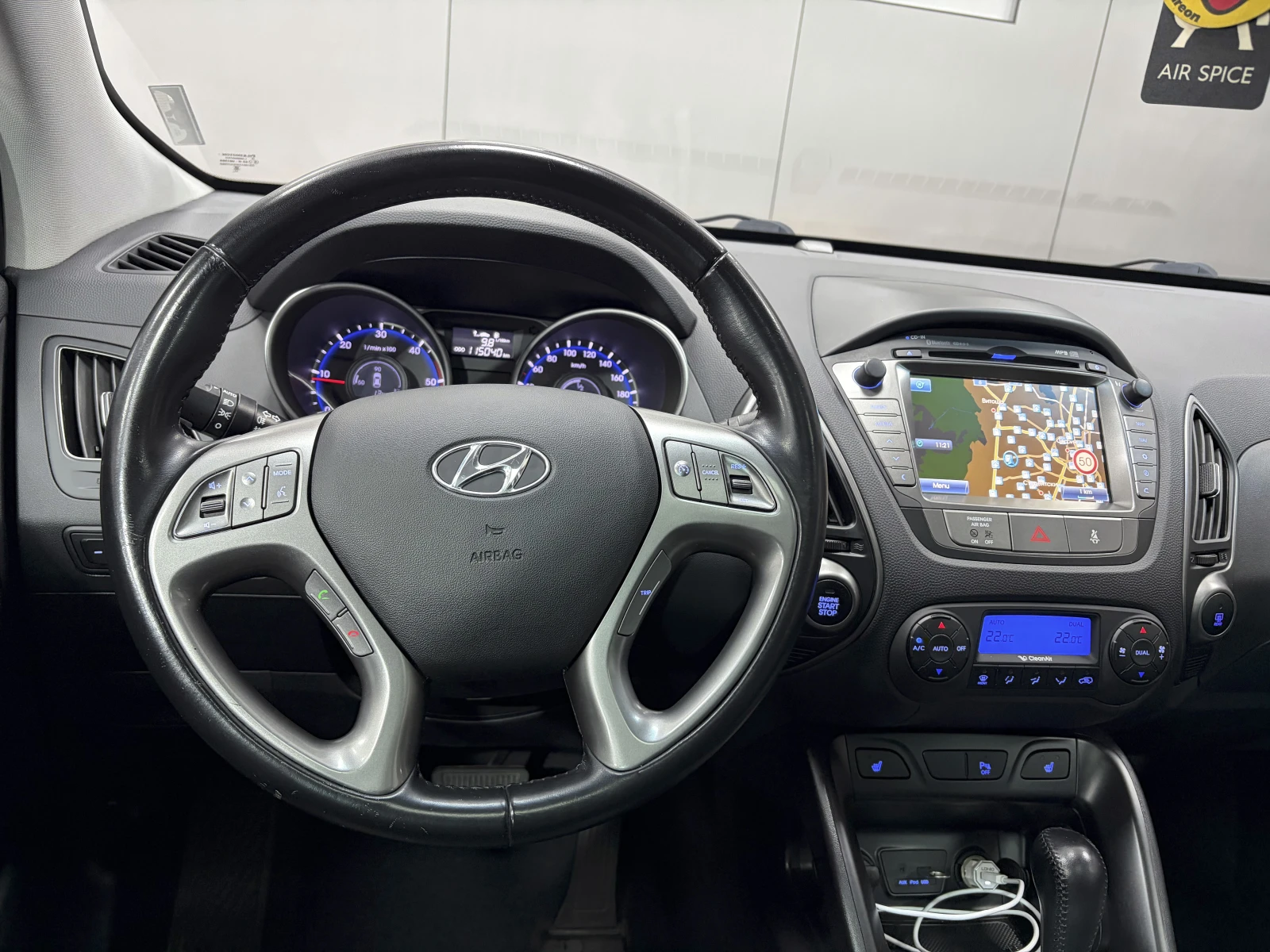 Hyundai IX35 2.0CRDi 4WD AUTOMATIC, снимка 12 - Автомобили и джипове - 53768956