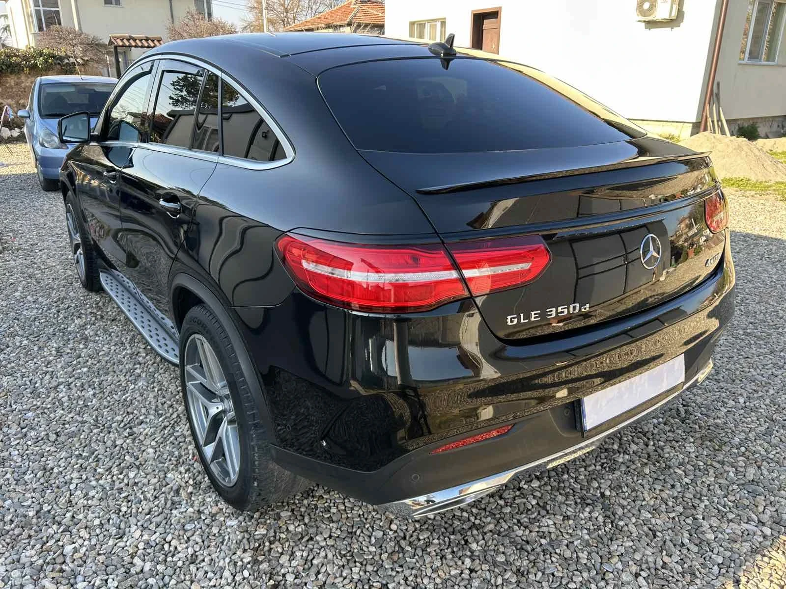 Mercedes-Benz GLE 350 d 4Matik COUPE* AMG-LINE, 9-G TRONIC, CAMERA, HARM, снимка 4 - Автомобили и джипове - 53780361