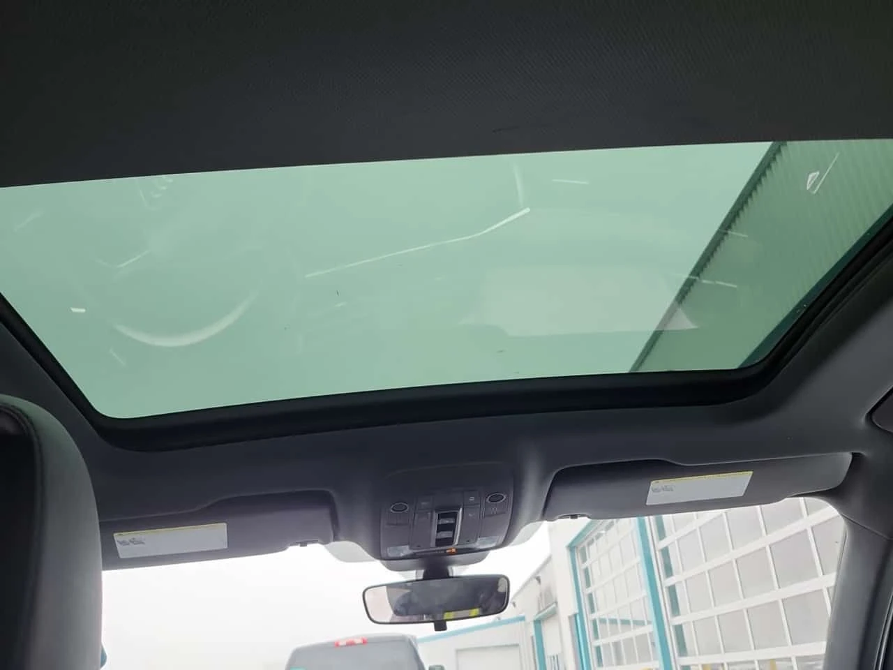 Audi Q3 * KOMFORT * CARFAX * 2 КЛЮЧА * ПАНОРАМА * , снимка 7 - Автомобили и джипове - 54341113