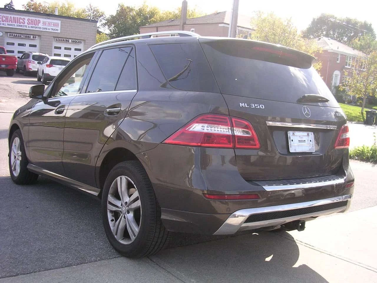 Mercedes-Benz ML 350 DIESEL * BlueTec * Фиксирана цена до БГ * CARFAX, снимка 4 - Автомобили и джипове - 54607336
