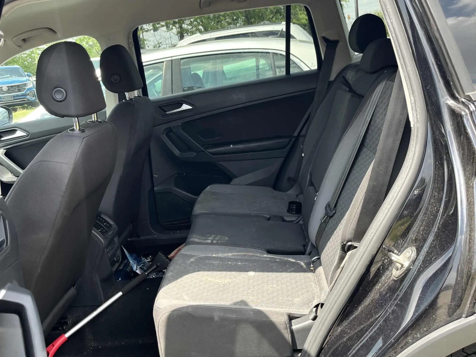 VW Tiguan Trendline* CARFAX * АВТО КРЕДИТ, снимка 8 - Автомобили и джипове - 55121022