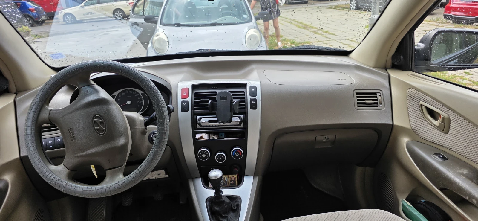 Hyundai Tucson, снимка 6 - Автомобили и джипове - 55342213