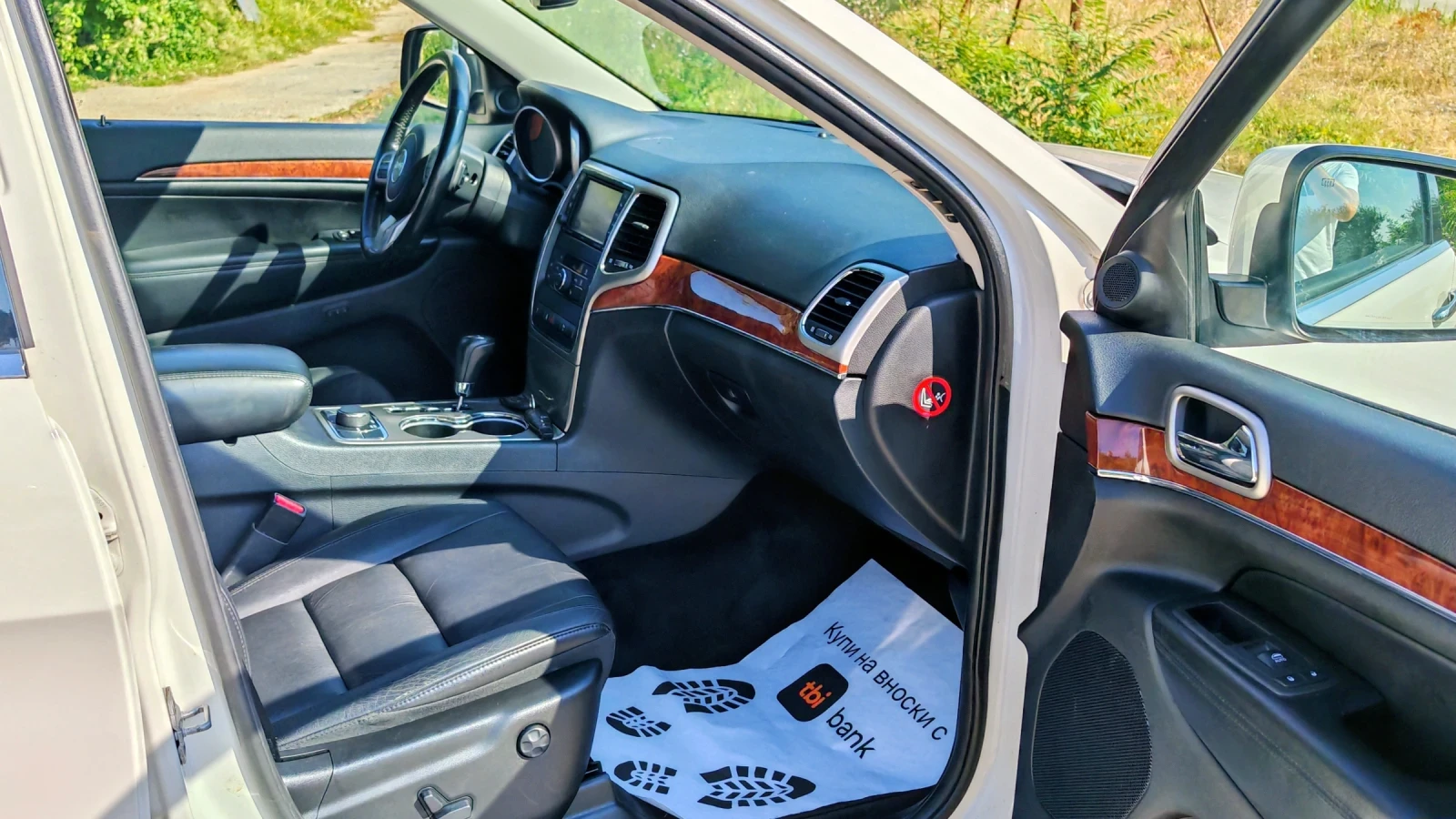 Jeep Grand cherokee 3.0CDRi OVERLAND ШВЕЙЦАРИЯ , снимка 16 - Автомобили и джипове - 55645575