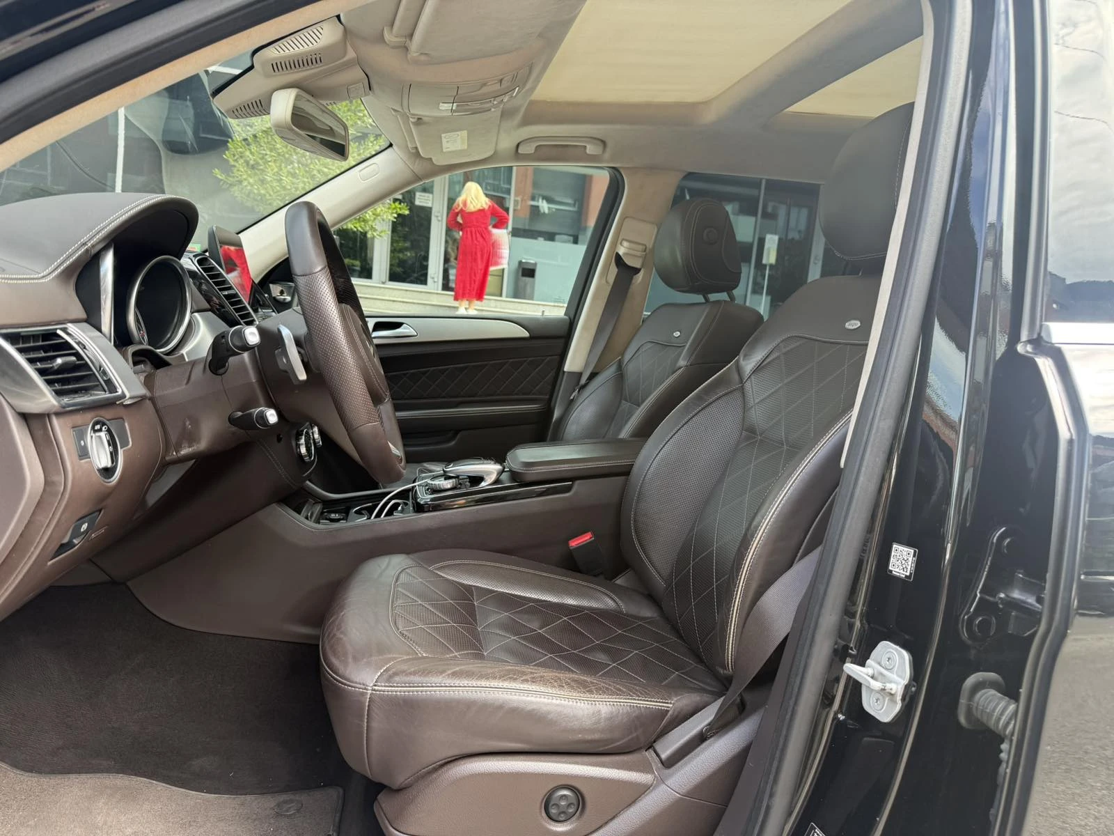 Mercedes-Benz GLS 400 Designo / Bang & Olufsen, снимка 13 - Автомобили и джипове - 56091637