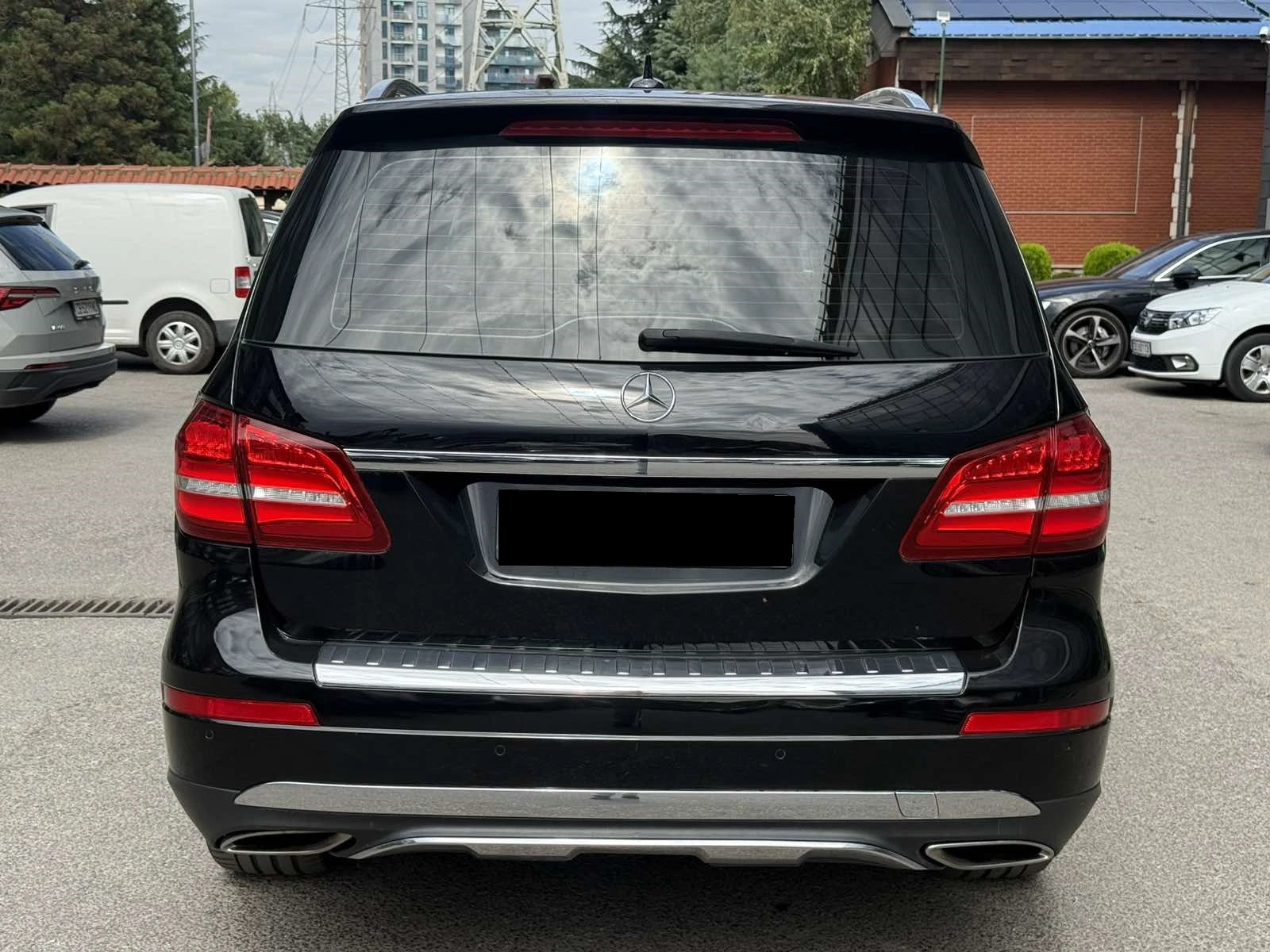 Mercedes-Benz GLS 400 Designo / Bang & Olufsen, снимка 7 - Автомобили и джипове - 56091637
