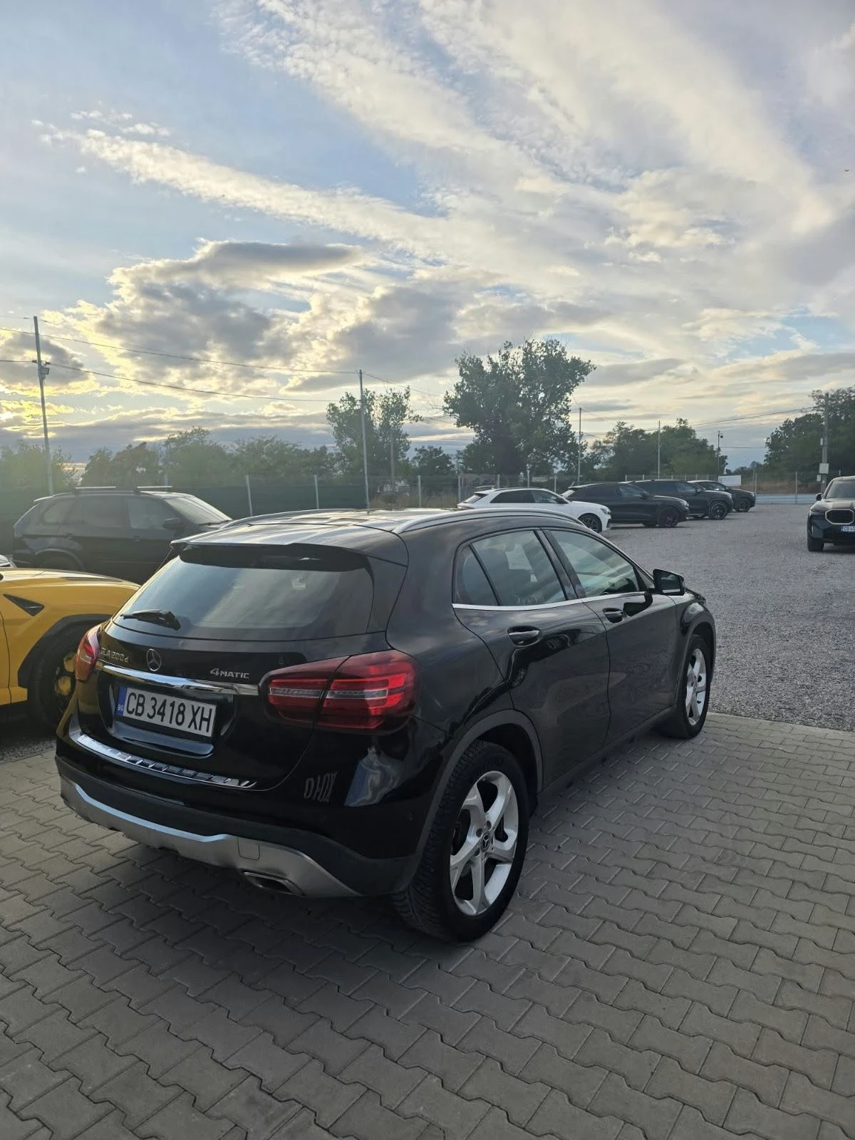 Mercedes-Benz GLA 200 4matic, снимка 4 - Автомобили и джипове - 56217161