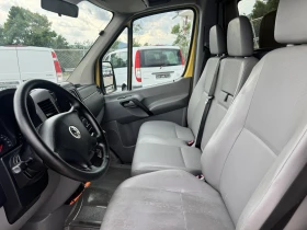 VW Crafter 2.5tTDI, KLIMA, ПЪЛНА СЕРВИЗНА ИСТОРИЯ!!!, снимка 13