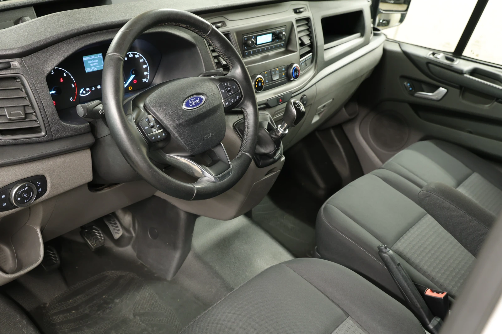 Ford Transit Custom 2.0DTCI, снимка 8 - Бусове и автобуси - 55113781