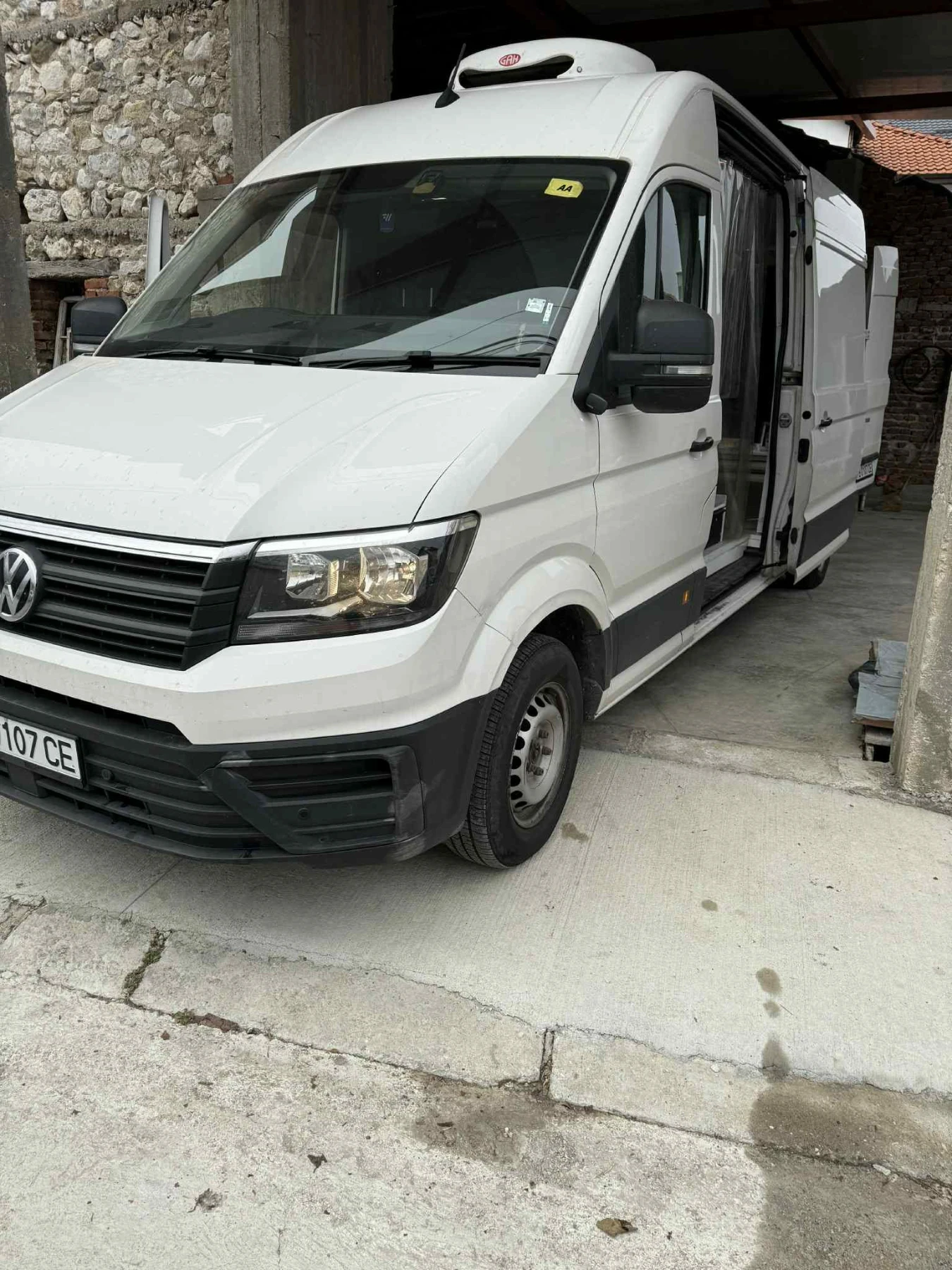 VW Crafter, снимка 4 - Бусове и автобуси - 55743659