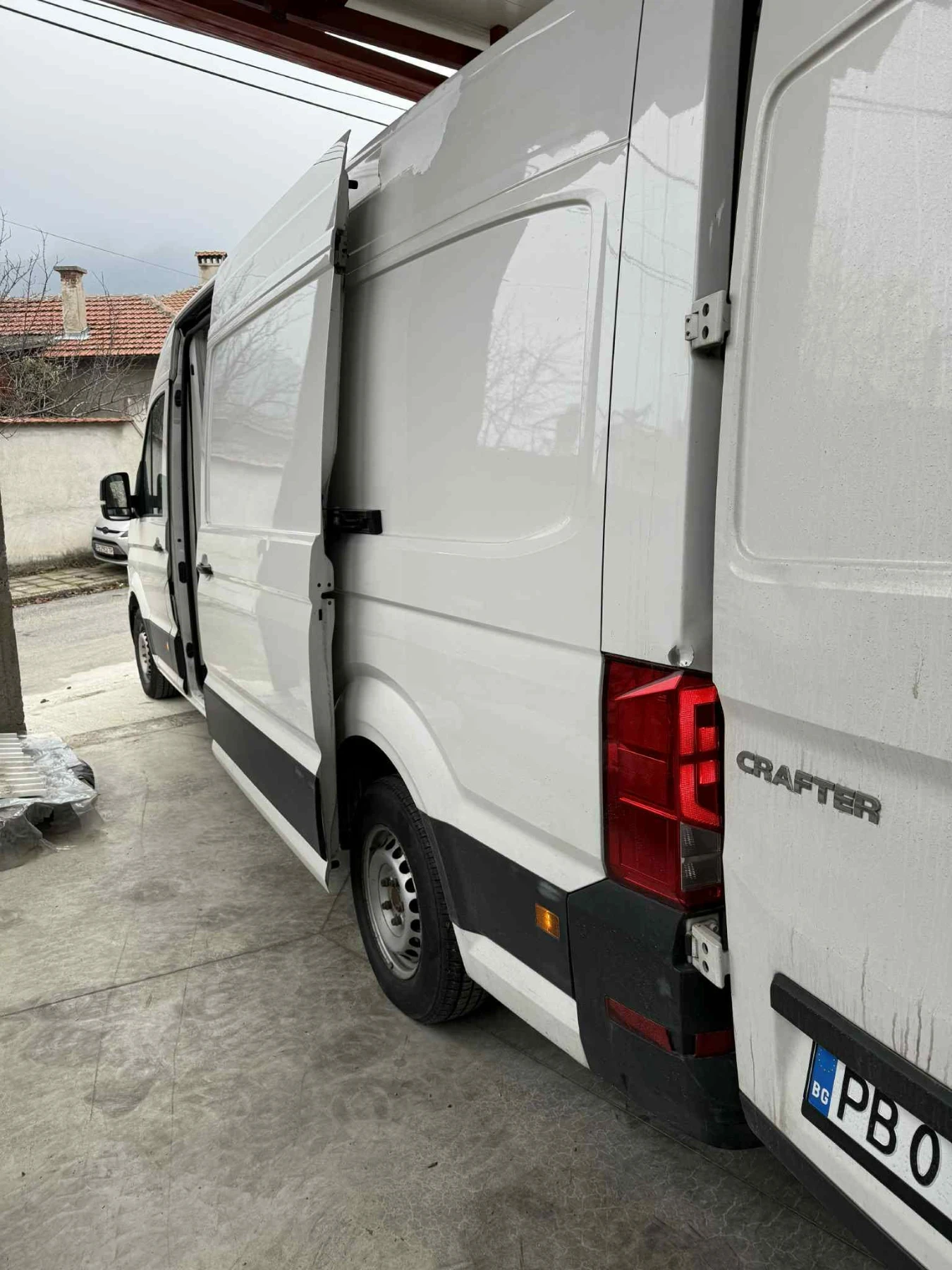 VW Crafter, снимка 3 - Бусове и автобуси - 55743659
