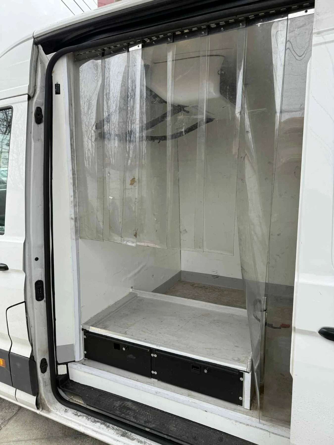 VW Crafter, снимка 6 - Бусове и автобуси - 55743659