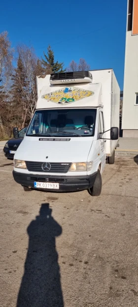  Mercedes-Benz 412