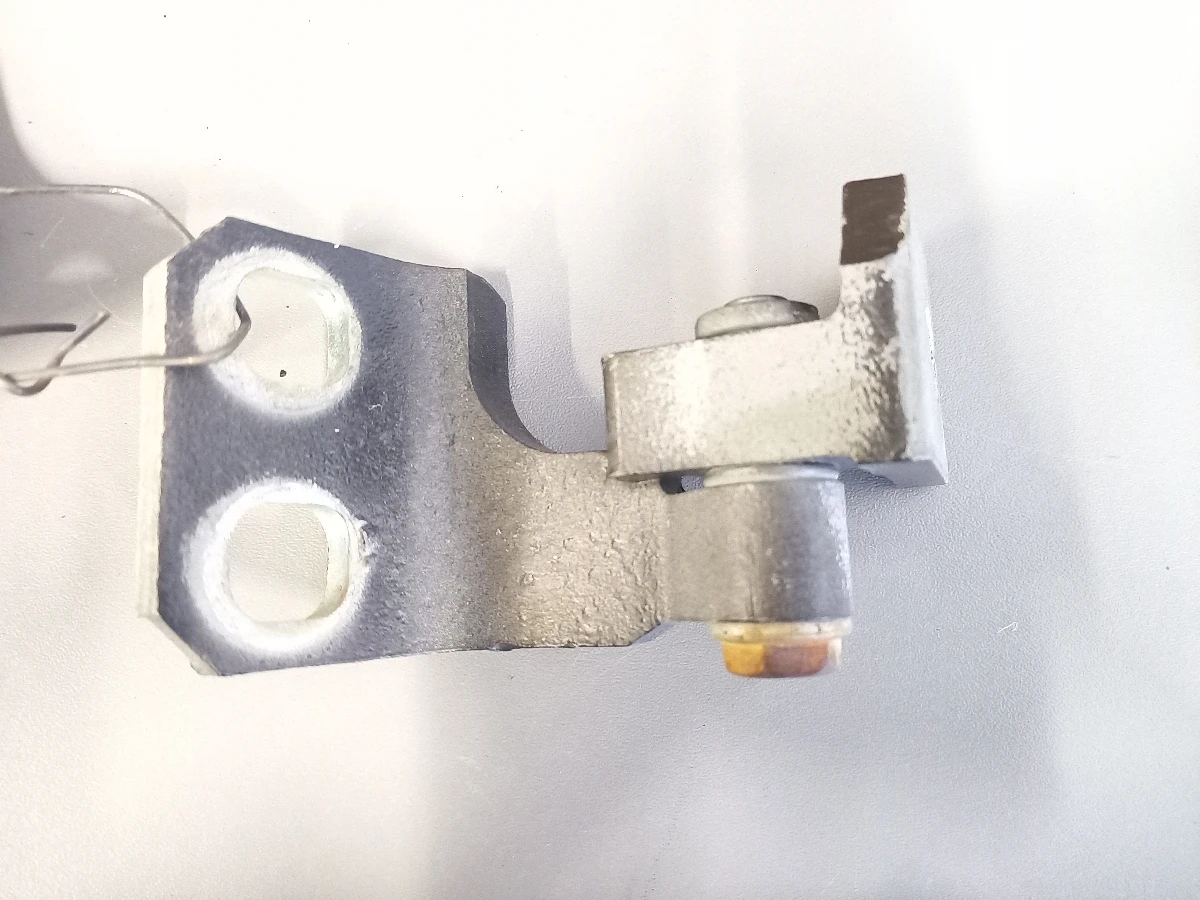 Панта врата предна лява горна Ланчия Ипсилон 