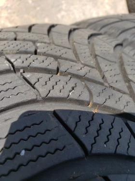 Гуми Зимни 205/60R16, снимка 2