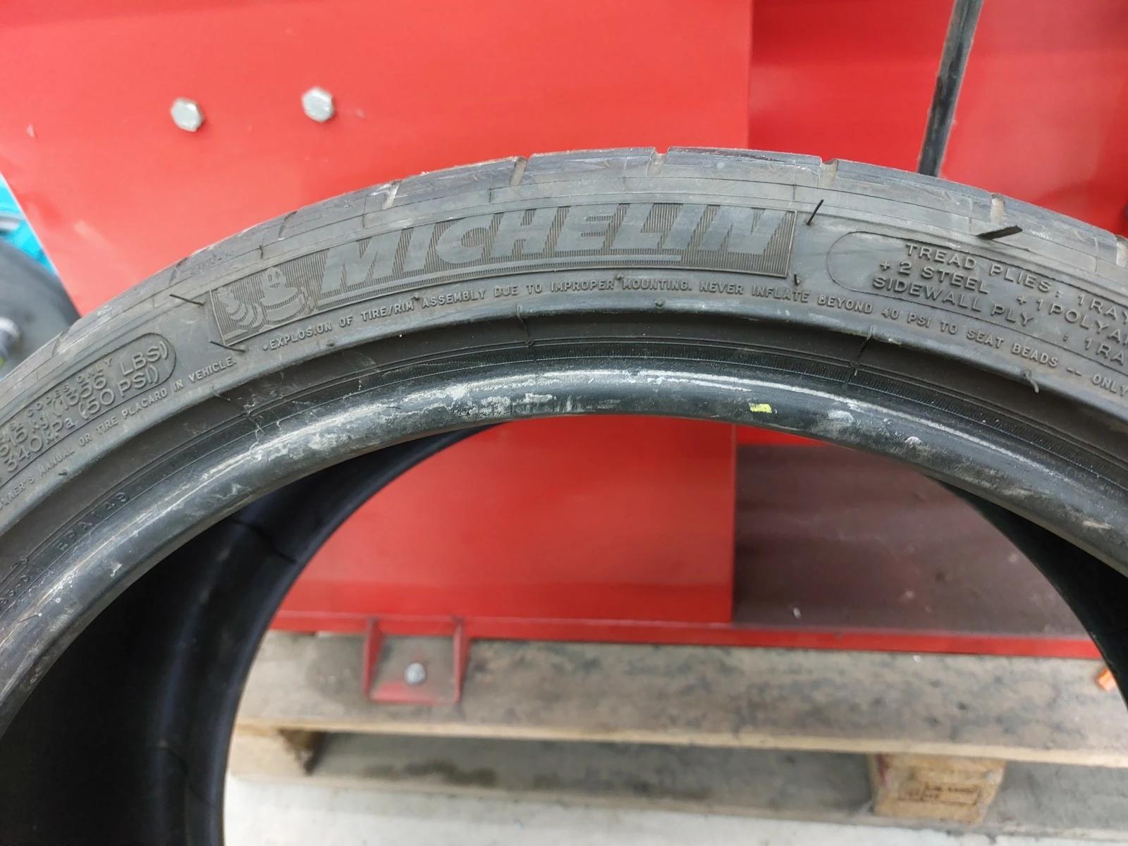  235/35R19 | Mobile.bg   4