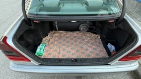 Mercedes-Benz C 200 Газ-бензин, снимка 14