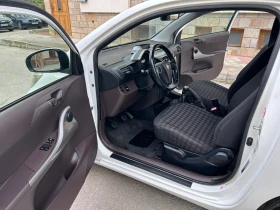 Toyota IQ 1.0i * БЯЛА ПЕРЛА* БИЖУ* , снимка 9