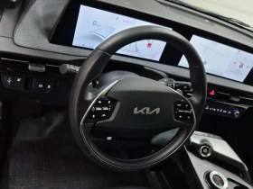 Kia EV6 * Land AWD * CARFAX * БЕЗ ПЪРВОНАЧАЛНА ВНОСКА, снимка 9