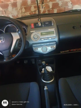 Обява за продажба на Honda Jazz 1.4i ~3 700 лв. - изображение 7