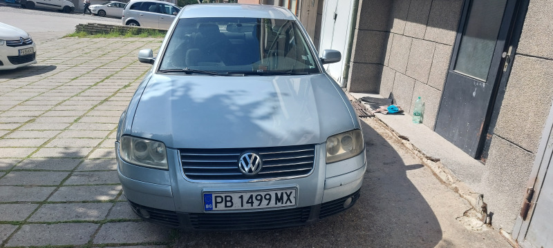 VW Passat, снимка 1 - Автомобили и джипове - 45978497