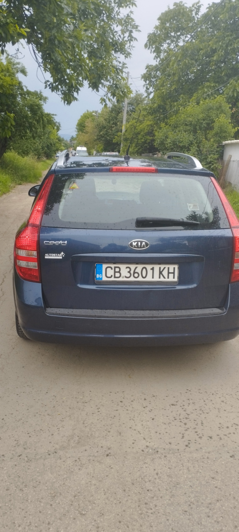 Kia Ceed 1.6, снимка 3 - Автомобили и джипове - 46413344