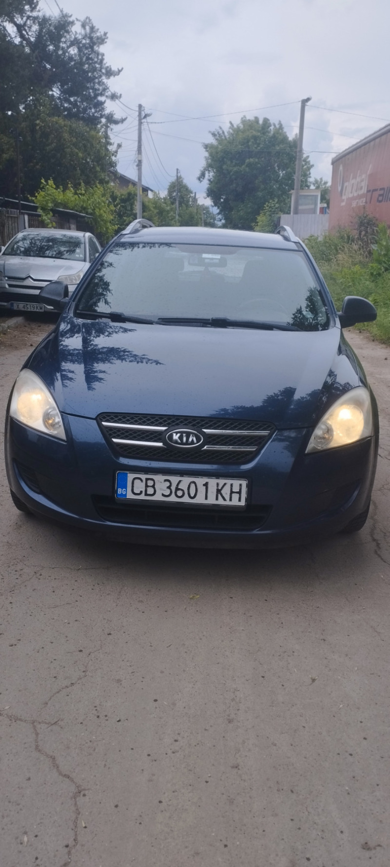 Kia Ceed 1.6, снимка 1 - Автомобили и джипове - 46413344