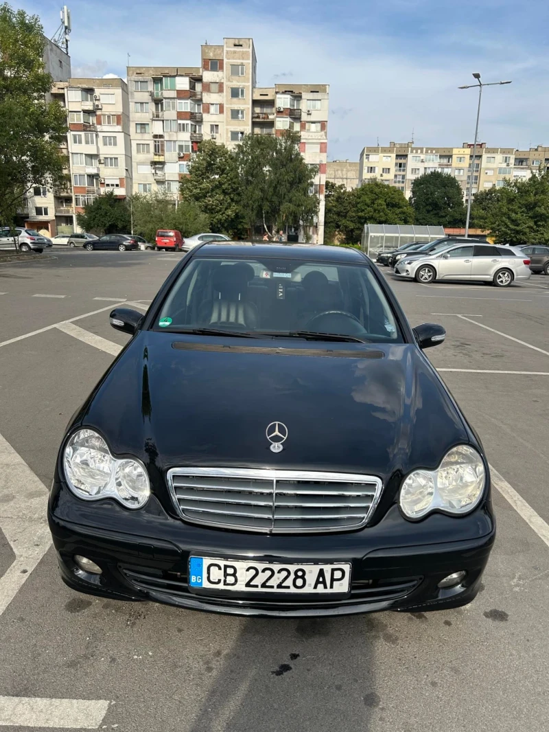 Mercedes-Benz 200, снимка 1 - Автомобили и джипове - 47930589