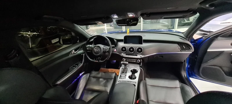 Kia Stinger 3.3 BiTurbo 370, снимка 14 - Автомобили и джипове - 48119351