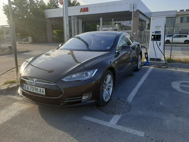 Tesla Model S S75, снимка 2 - Автомобили и джипове - 48255896