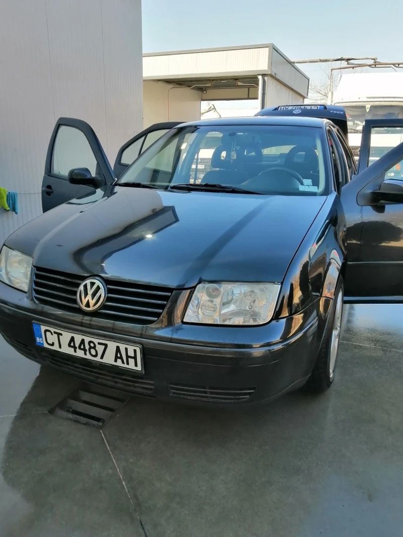 VW Bora, снимка 1 - Автомобили и джипове - 48737017