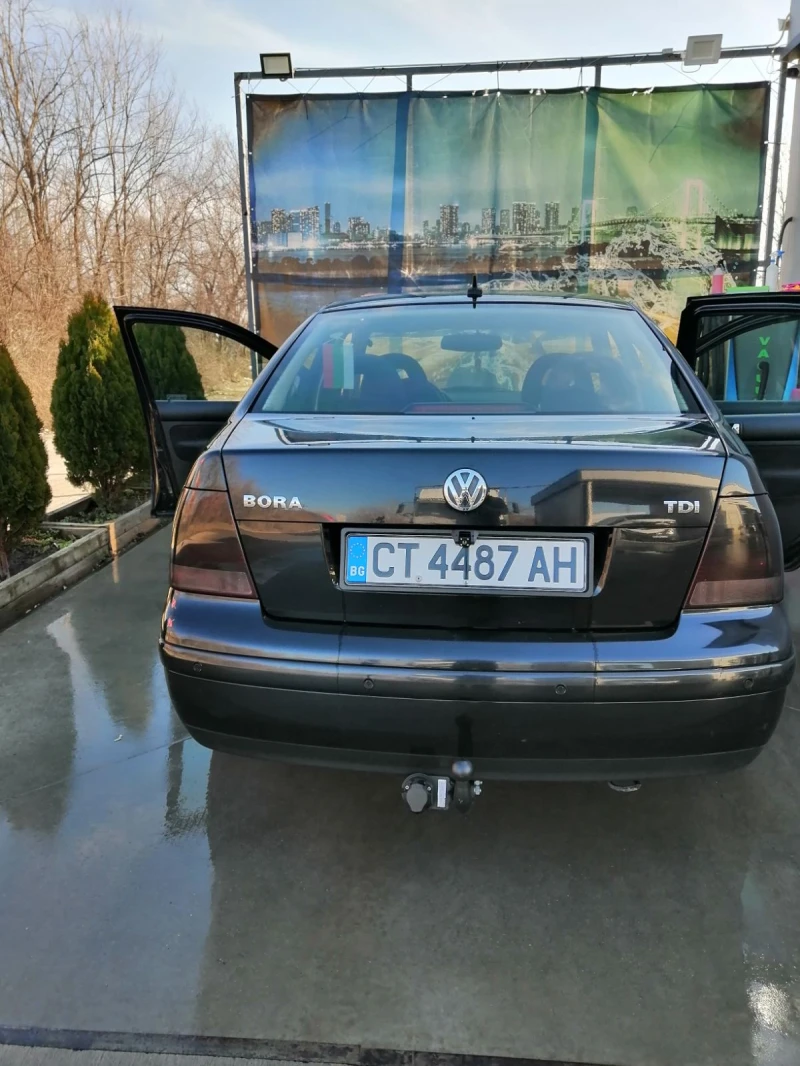 VW Bora, снимка 3 - Автомобили и джипове - 48737017