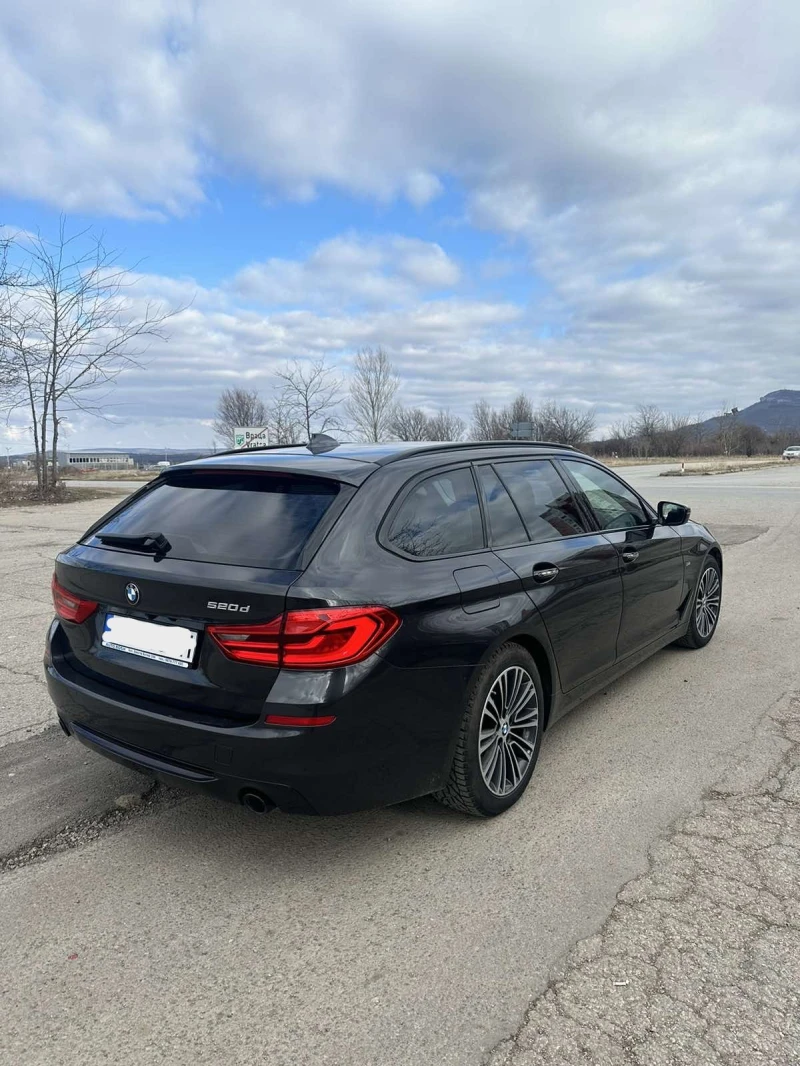 BMW 520 G31, снимка 4 - Автомобили и джипове - 49079949