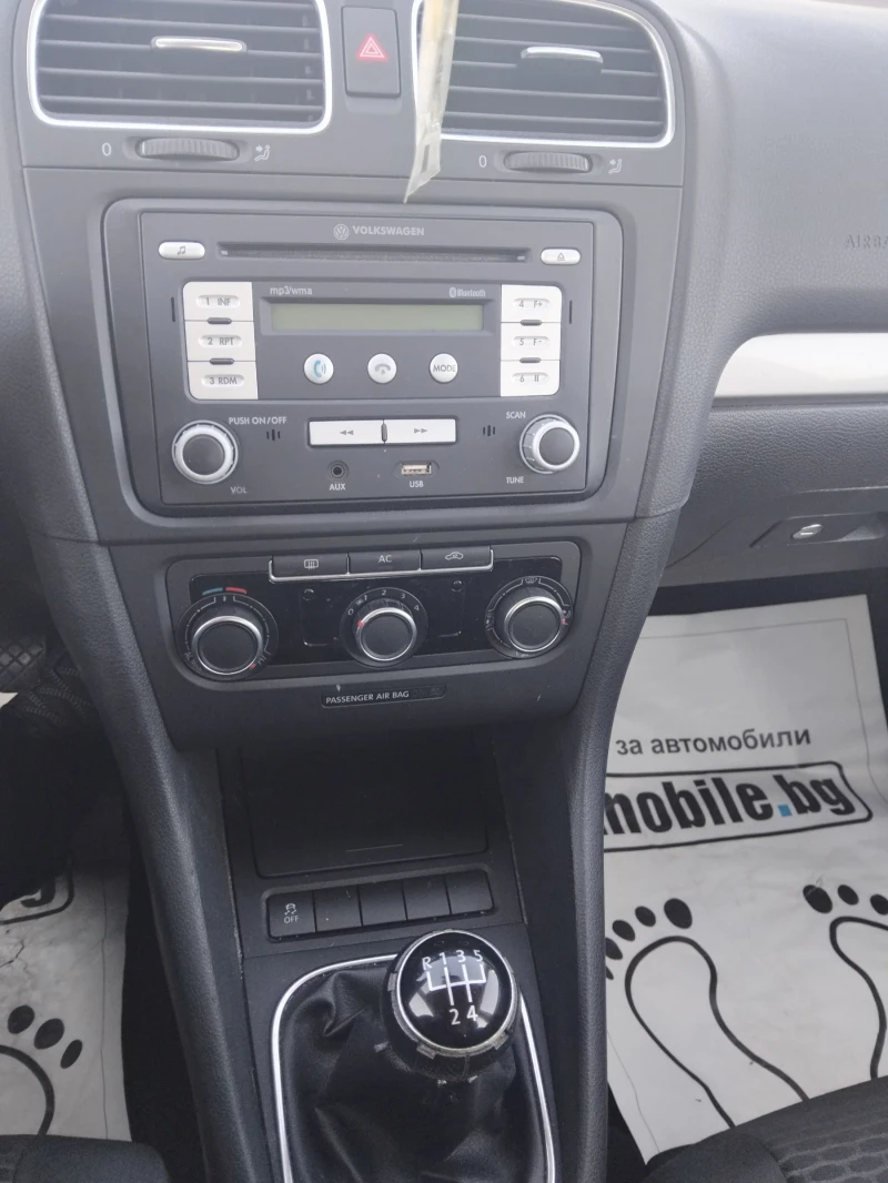 VW Golf 1.4i80кА/С, снимка 12 - Автомобили и джипове - 51811702