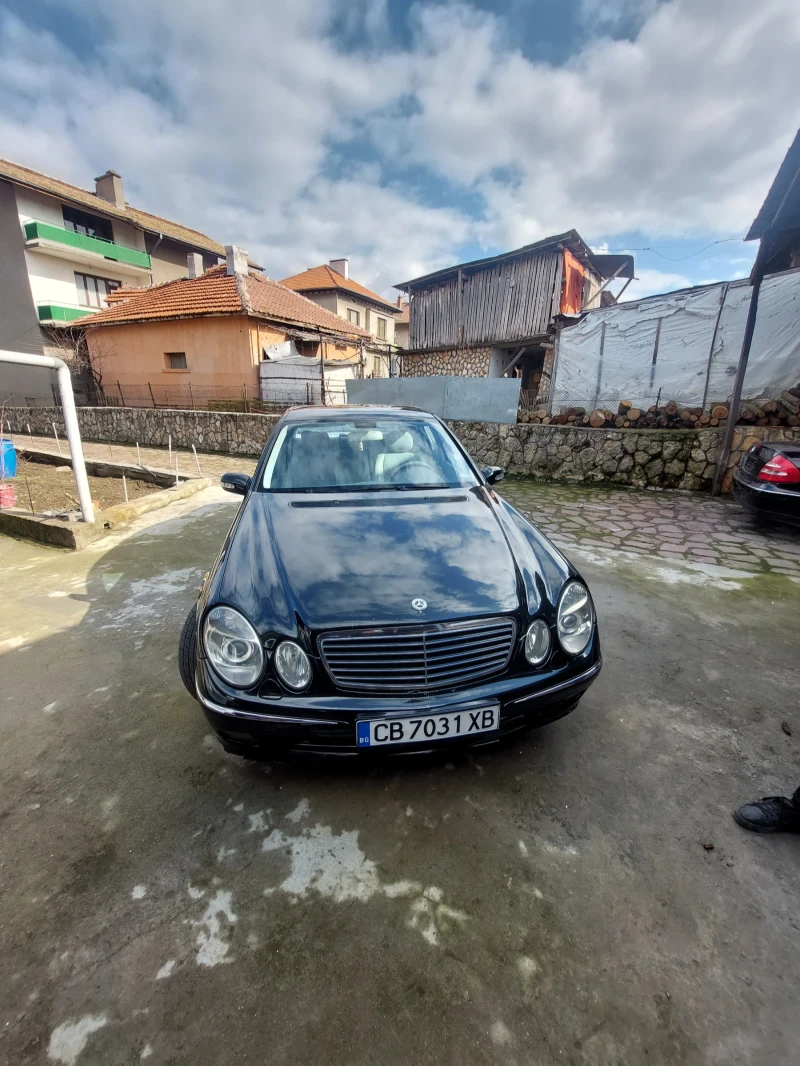 Mercedes-Benz E 220 Avengers , снимка 3 - Автомобили и джипове - 49442362