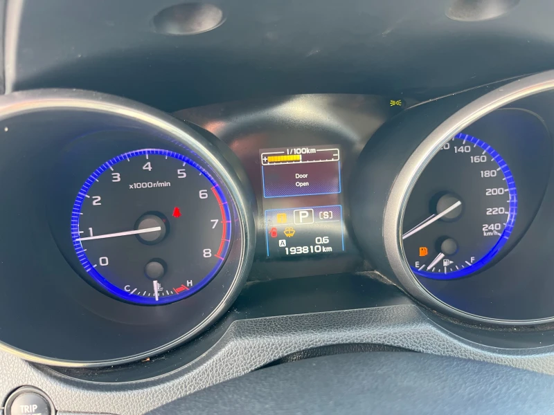 Subaru Outback 2.5i-Газов Инжекцион, снимка 11 - Автомобили и джипове - 51119191