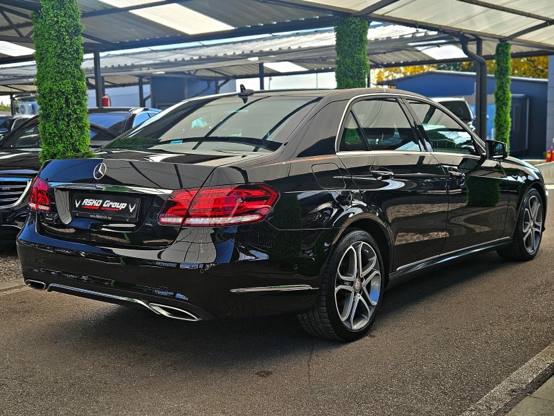 Mercedes-Benz E 350 ! AMG/FACE/4MAT/DISTR/CAMERA/ОБДУХ/AMBIENT/ПАМЕТ/L, снимка 5 - Автомобили и джипове - 52063327