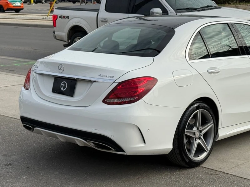 Mercedes-Benz 300 * //AMG PKG | PANO | 360 CAMERA | NAVI * CARFAX * , снимка 6 - Автомобили и джипове - 53046682