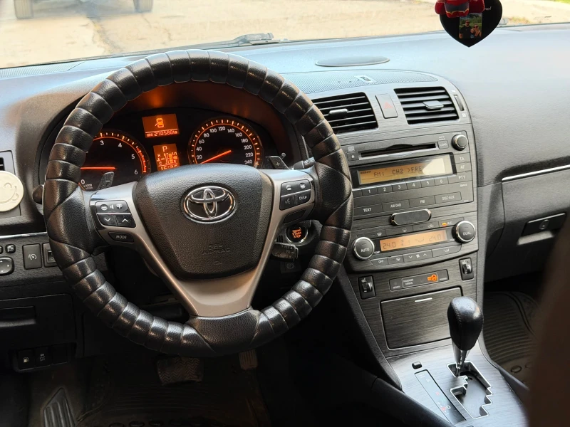 Toyota Avensis 2.0d4d 150hp, снимка 12 - Автомобили и джипове - 53047378