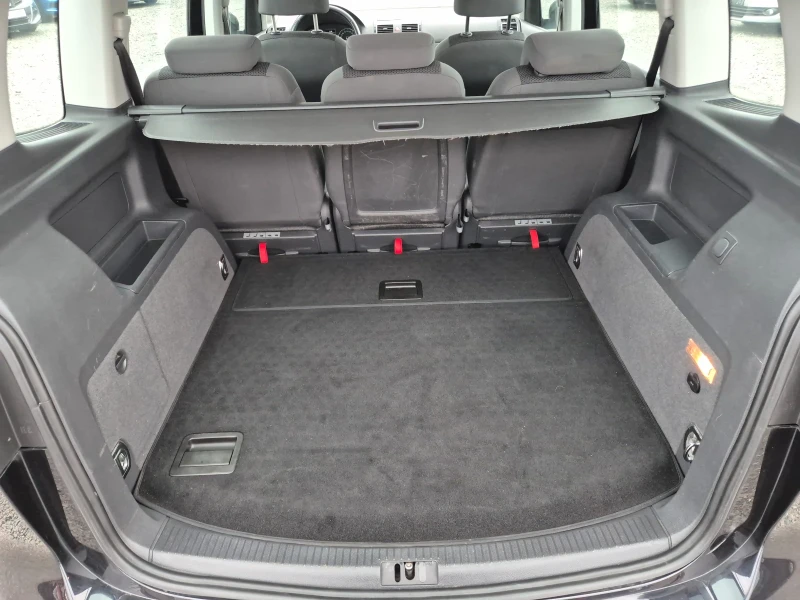 VW Touran 191хил.км., снимка 14 - Автомобили и джипове - 53395787