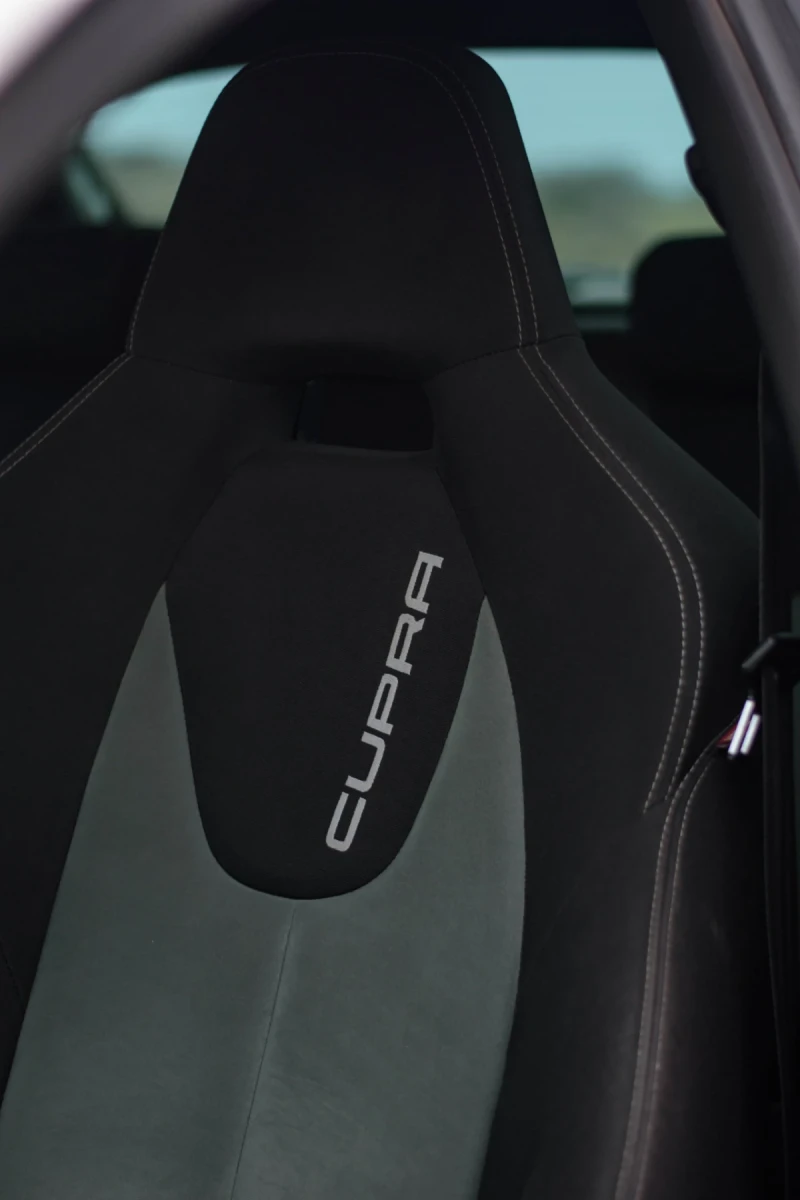 Seat Leon CUPRA R 350HP, снимка 6 - Автомобили и джипове - 53466627