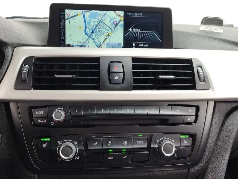 BMW 320 d, снимка 14 - Автомобили и джипове - 54589696