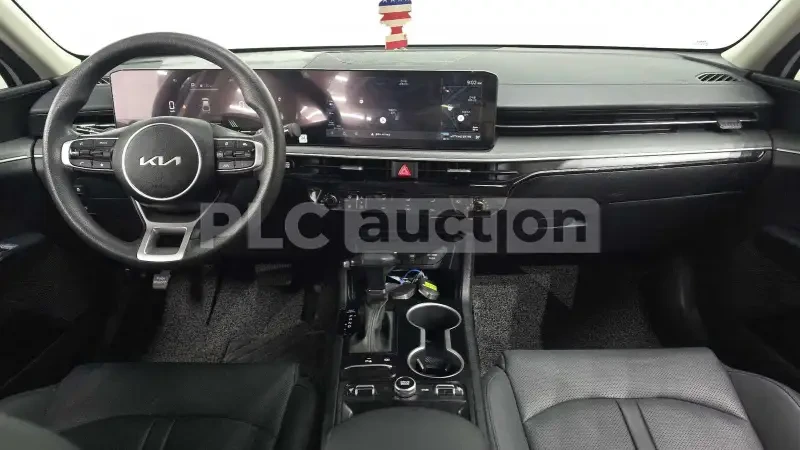 Kia K5 ФАБРИЧНА ГАЗ / ДИСТРОНИК / ЦЕНА ДО БЪЛГАРИЯ, снимка 7 - Автомобили и джипове - 55417424
