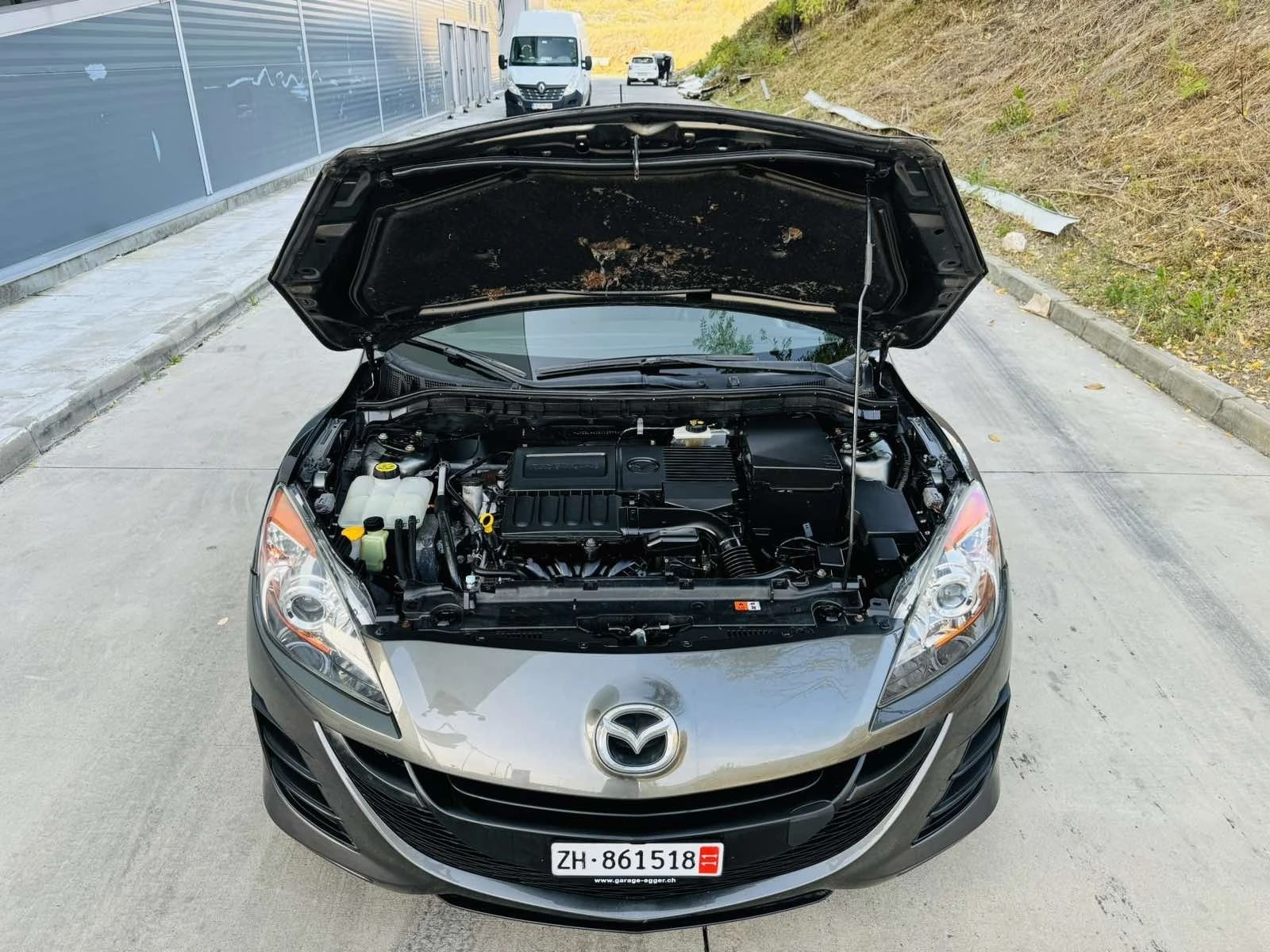 Mazda 3 1.6i Swiss - изображение 4