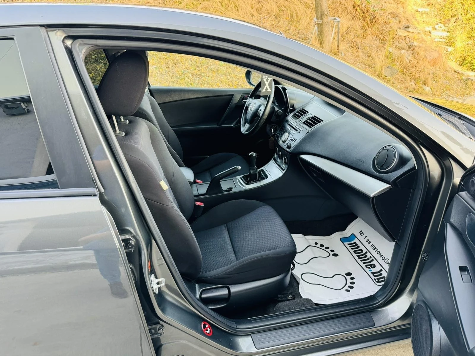 Mazda 3 1.6i Swiss | Mobile.bg — изображение 12
