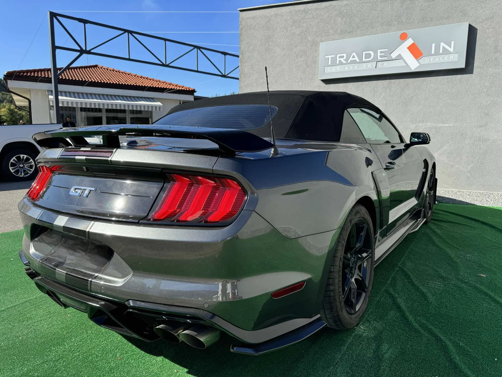 Ford Mustang GT CABRIO SHELBY PACKAGE - изображение 4