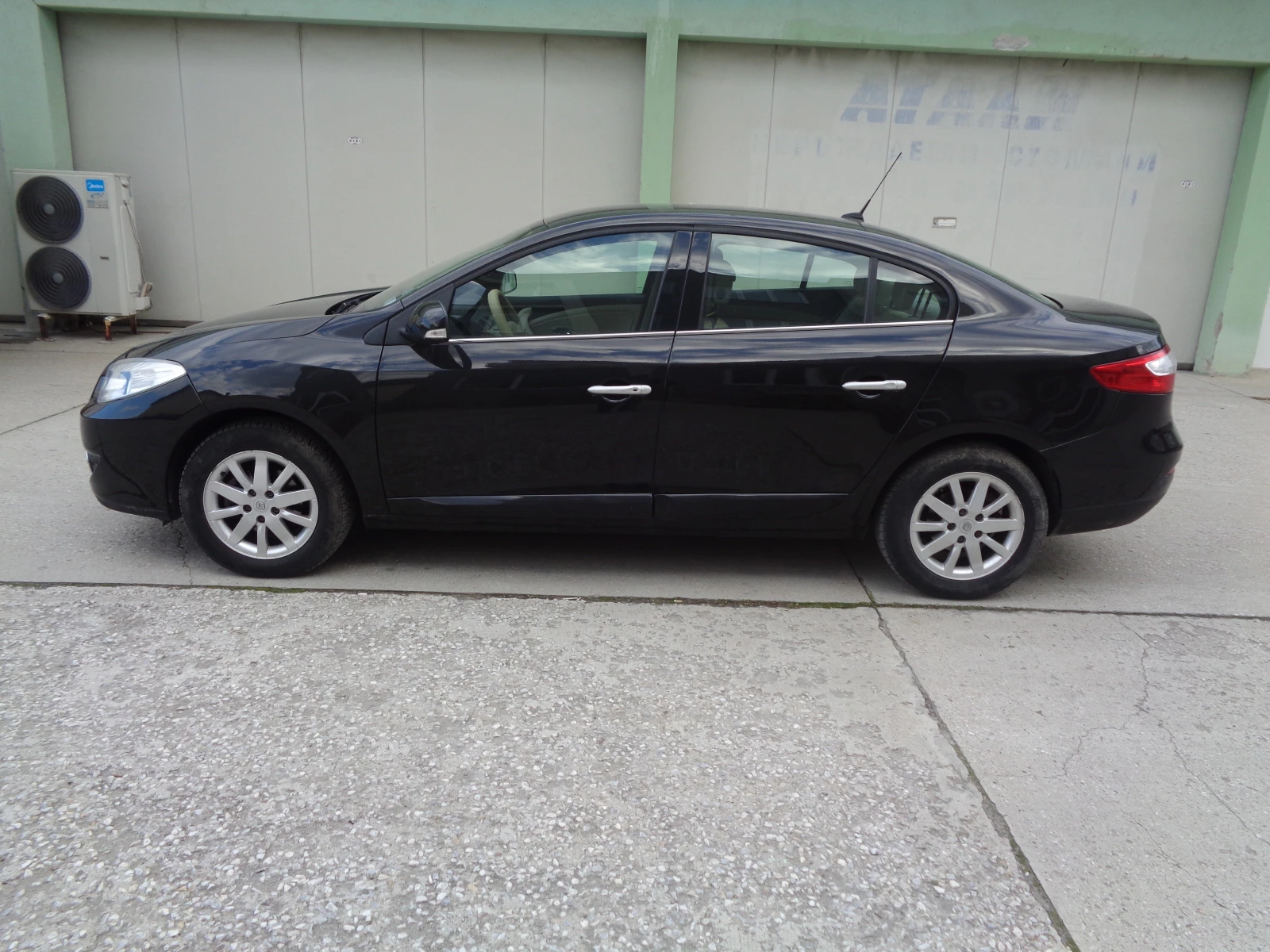 Renault Fluence 1.5DCI-НАВИ-ЛИЗИНГ - изображение 9
